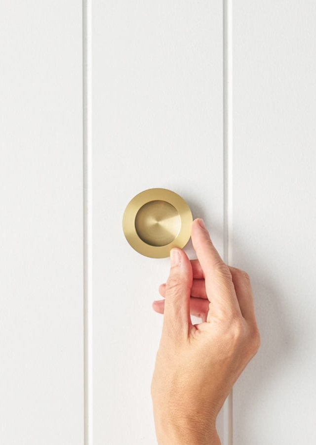 TileCloud TAPWARE Flush Pull Round Brushed Brass