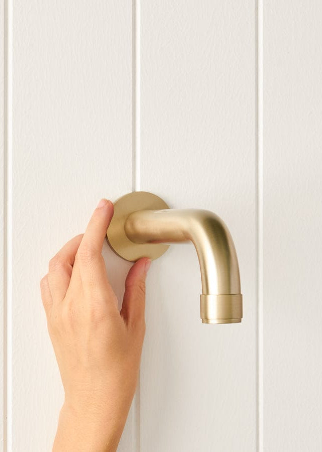 Melbourne Wall Spout Warm Brushed Nickel