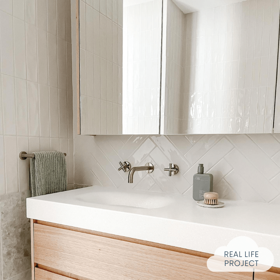 TileCloud TILE Newport Gloss Subway Bone Tile